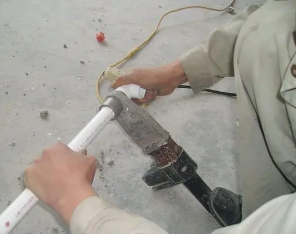 罗甸漏水维修电话